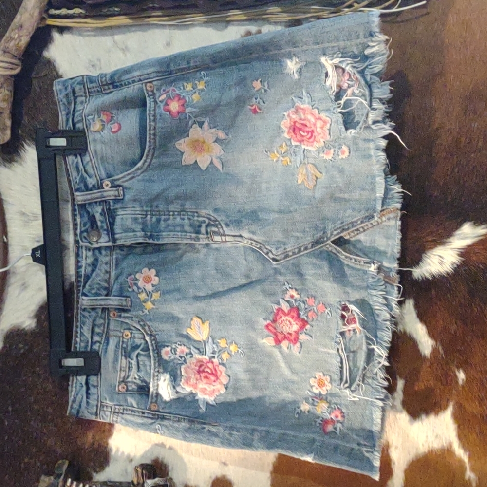 American eagle outfitters Size 8 blue jean skirt